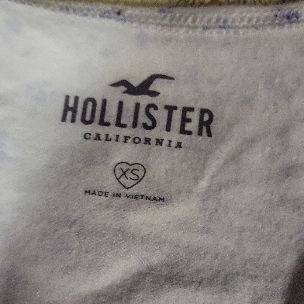 Hollister Blue Floral Ruched Crop Top - Picture 6 of 6